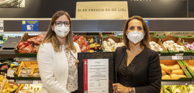 Michaela Reischl, directora de Lidl en España, y Teresa Rodon, directora comercial y responsable RSC y medioambiente de Bureau Veritas España y Portugal.