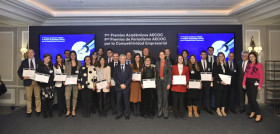 Foto de familia de los premiados este año por Aecoc.