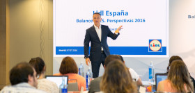 El director general financiero de Lidl en España, Ferrán Figueras, durante su exposición en Madrid.