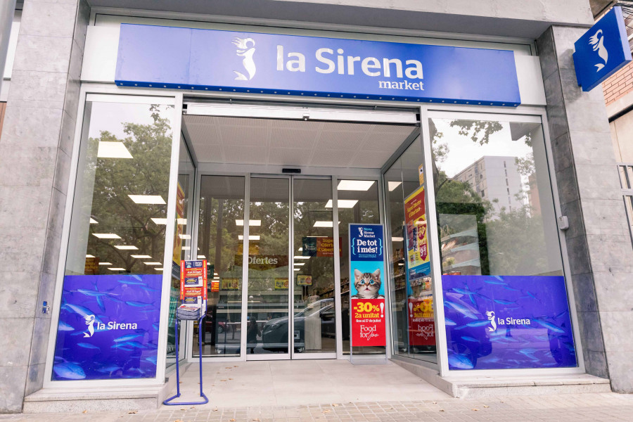 Fachada tienda La Sirena