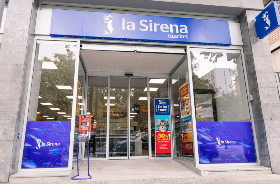 Fachada tienda La Sirena (1)