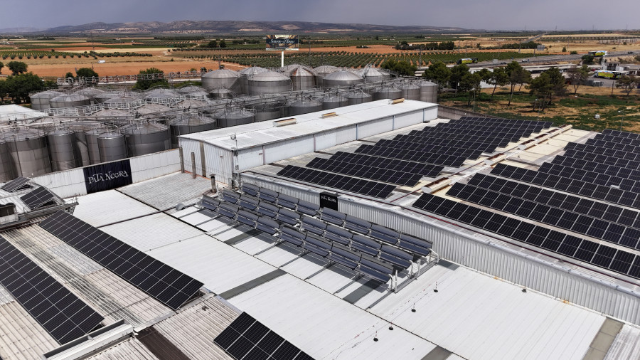 FOTO LOS LLANOS CONCENTRADORES SOLARES